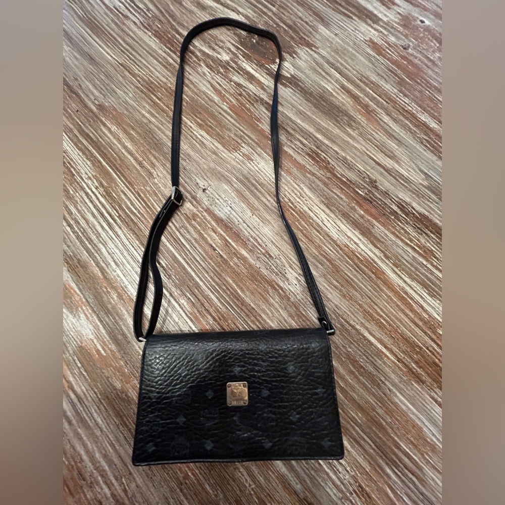 MCM Black Silver Visetos Monogram Wallet On Chain Crossbody Unbranded Strap